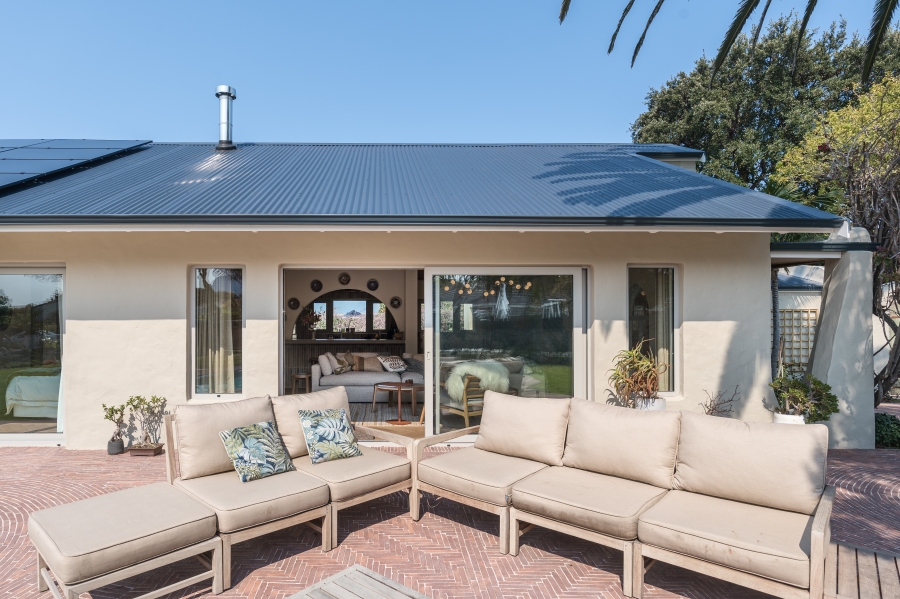 To Let 4 Bedroom Property for Rent in Tokai Western Cape